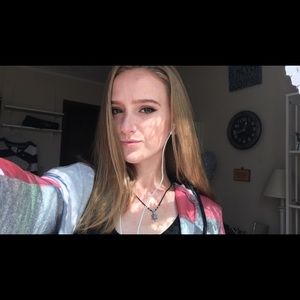 Meet your Posher, Becky